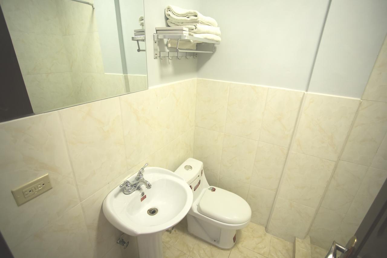 Pacific Islander Inn Garapan Εξωτερικό φωτογραφία